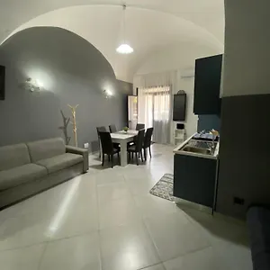Casa vacanze The Guests Of G&g House, Aeroporto di Catania Fontana Rossa
